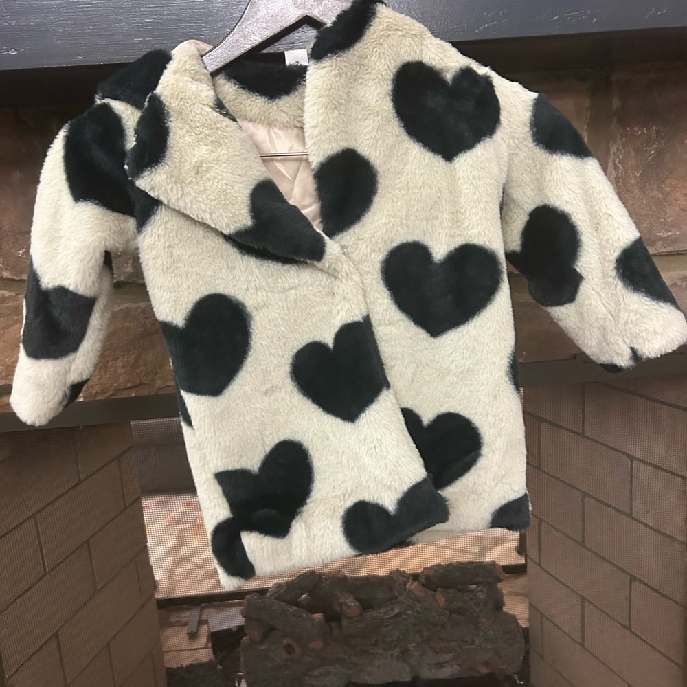 Coat SHEIN Black and White Faux Fur Coat. Size 4Y very soft!!
